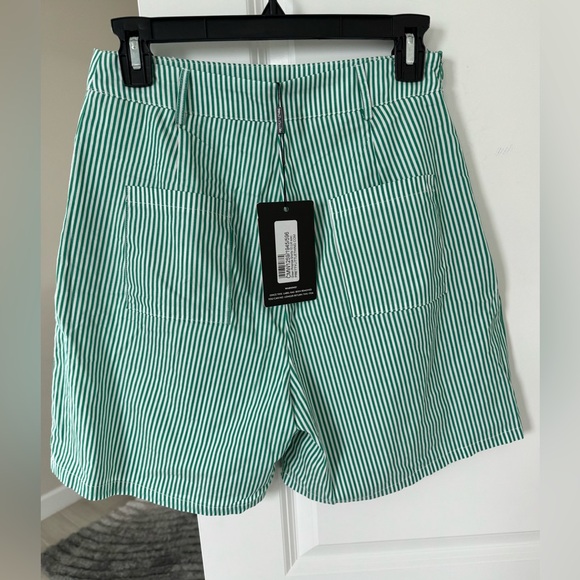 Green pinstripe shorts size UK 10 from pretty little thing - Picture 2 of 3
